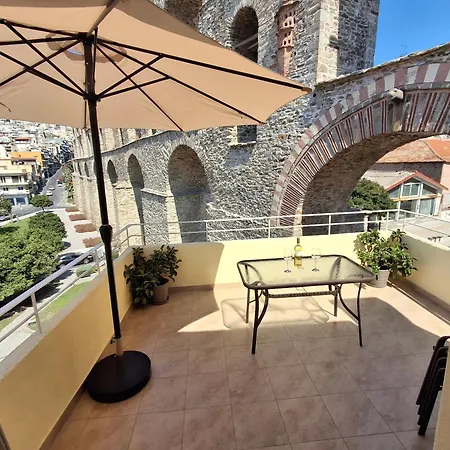 Vakantiehuis The Arch Nest Kavala